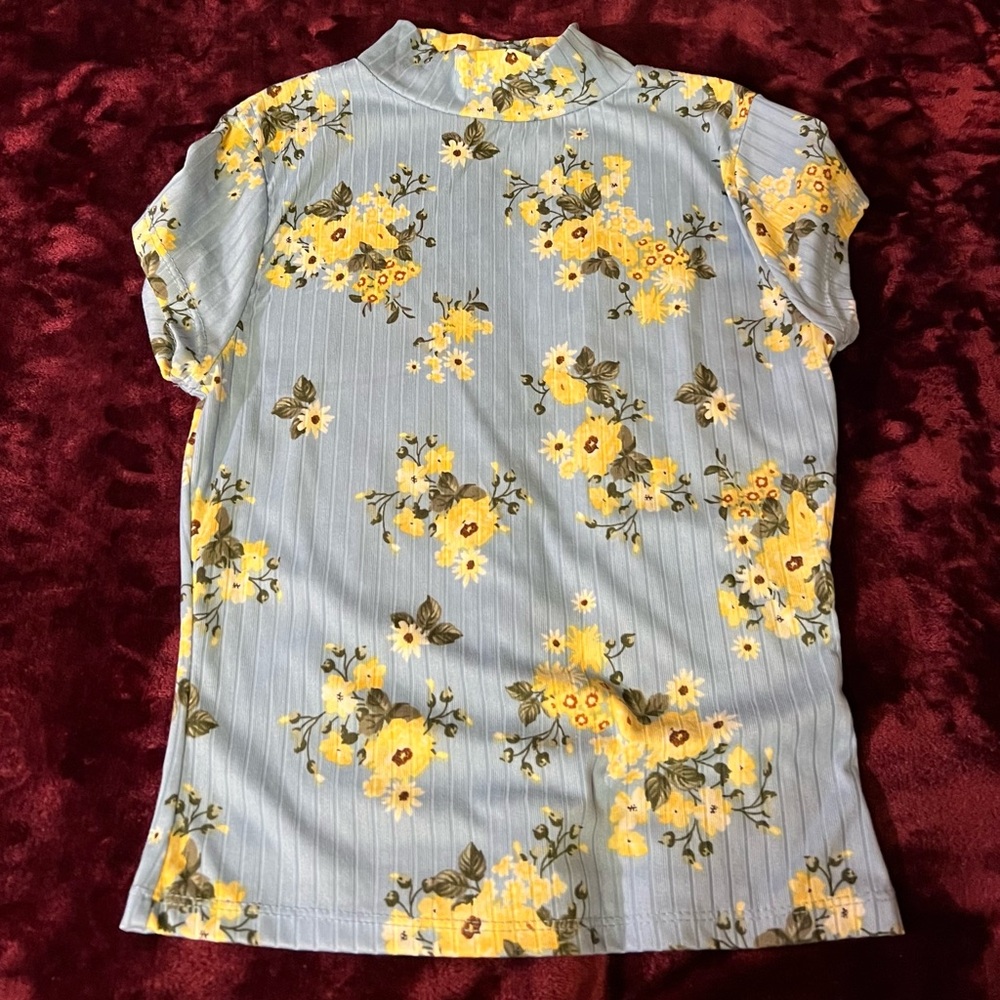 Rue21 Floral Short Sleeve Top - Blue and Yellow